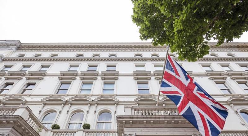 هتل The Queens Gate