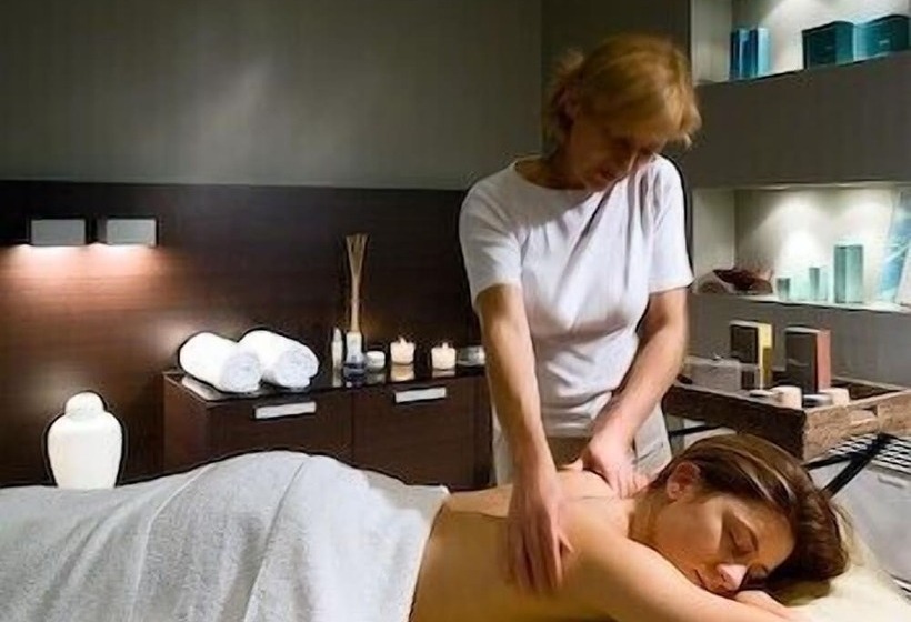 فندق Universal Terme