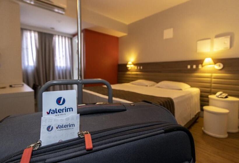 בית מלון כפרי Valerim Florianopolis