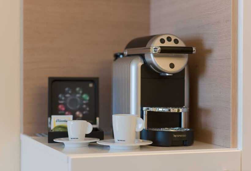 Отель Waldegg Adults Only