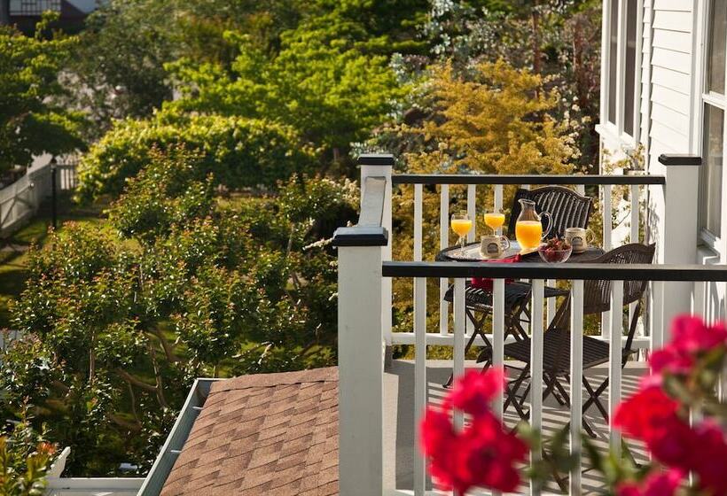 ホテル White Doe Inn Bed & Breakfast