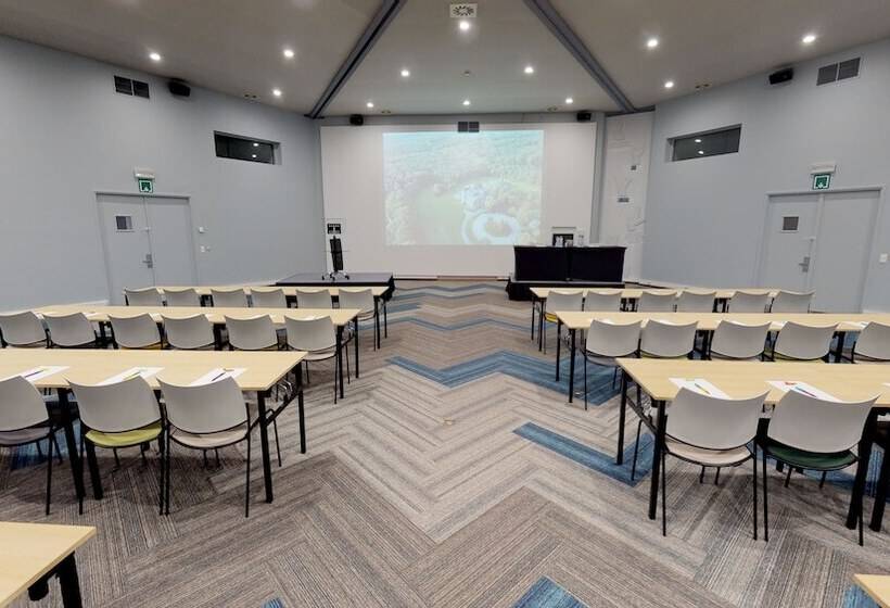 Ibis Styles Louvain La Neuve Hotel And Events