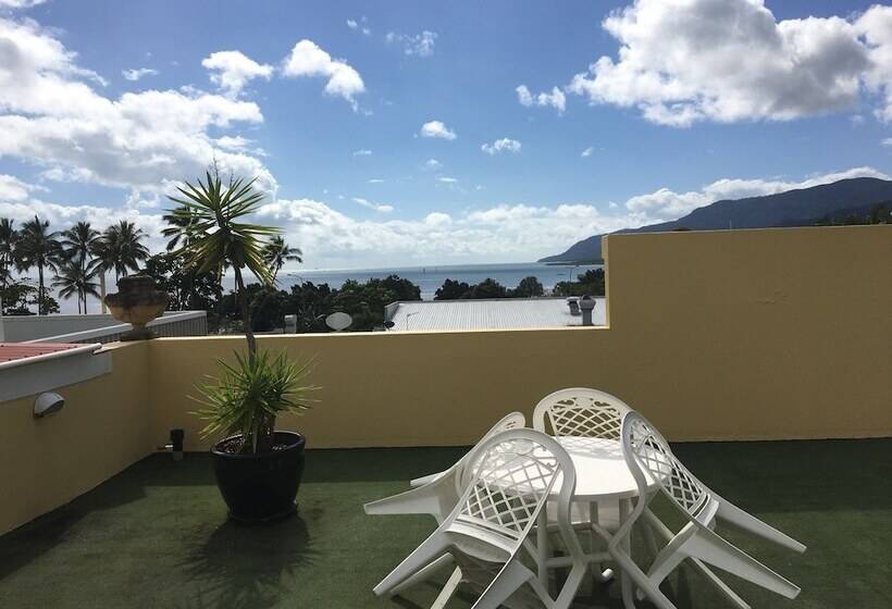 Il Palazzo Holiday Apartments