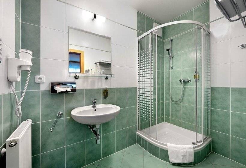 Lh Parkhotel Hluboka Nad Vltavou