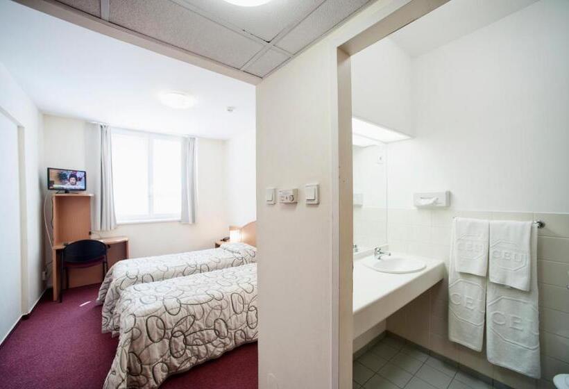 Резиденция Ceu Konferencia Központ