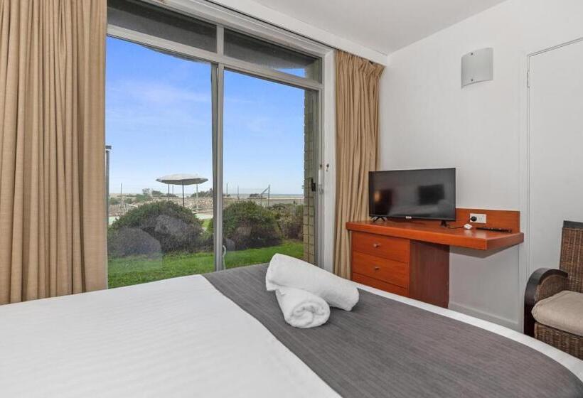 Scamander Beach Resort