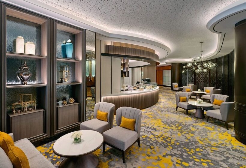 Sheraton Surabaya Hotel & Towers