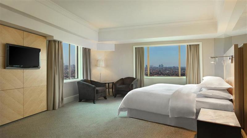 Sheraton Surabaya Hotel & Towers