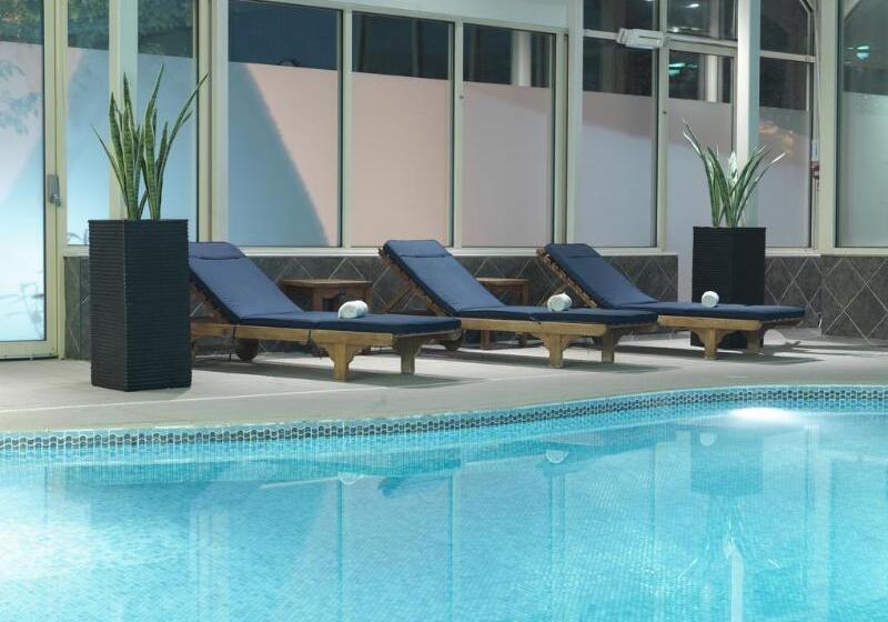 The Landmark Hotel And Leisure Club