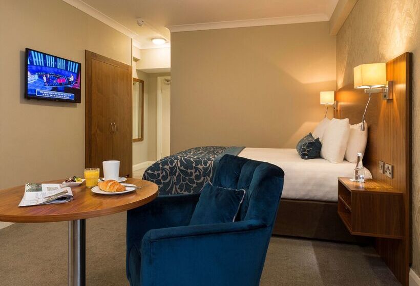 The Royal Hotel And Leisure Centre