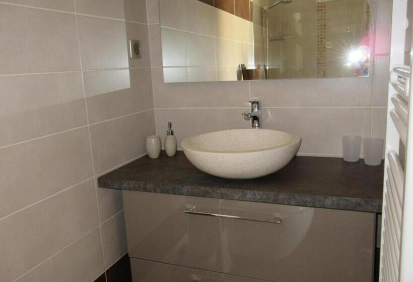 Villa Tricoli B&b Avec Piscine