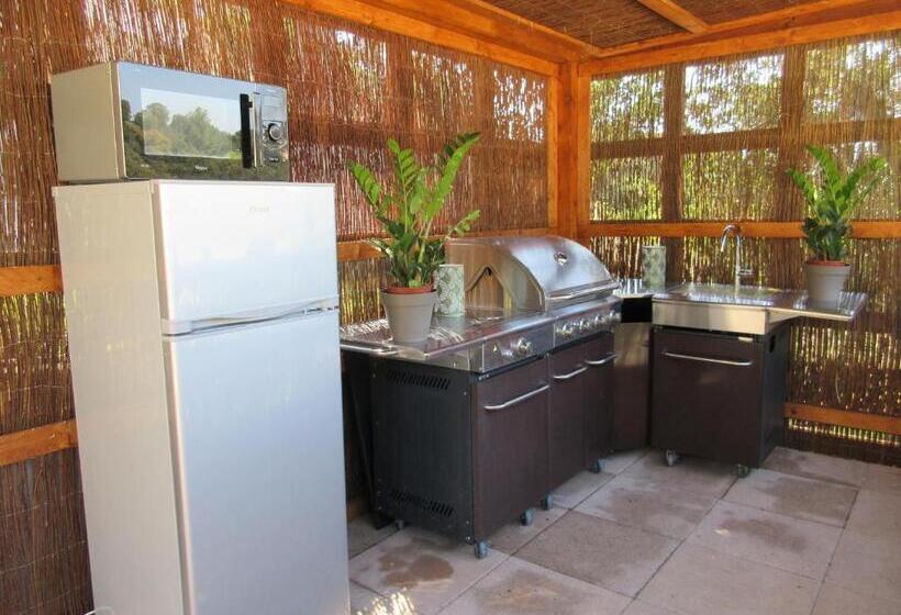 Villa Tricoli B&b Avec Piscine