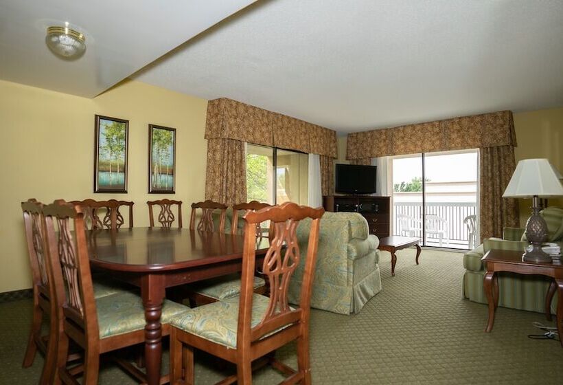 Clarion Hotel & Suites Convention Center Fredericksburg