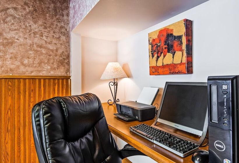 Deadwood Miners Hotel & Restaurant