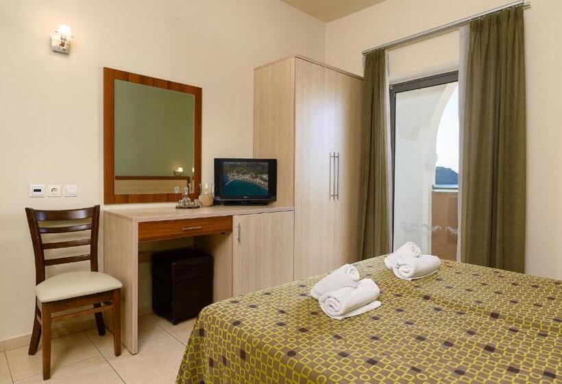 호텔 Alianthos Beach