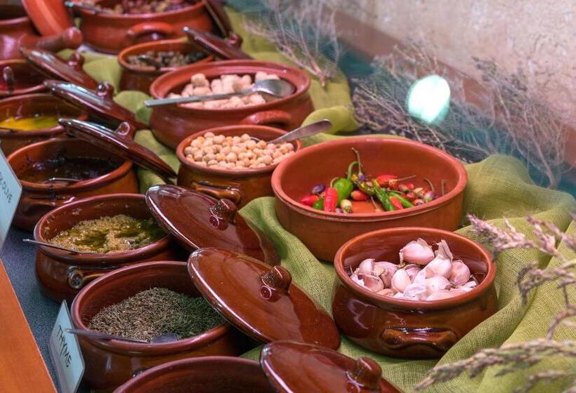 호텔 Alianthos Beach