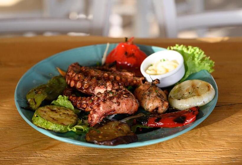 호텔 Alianthos Beach