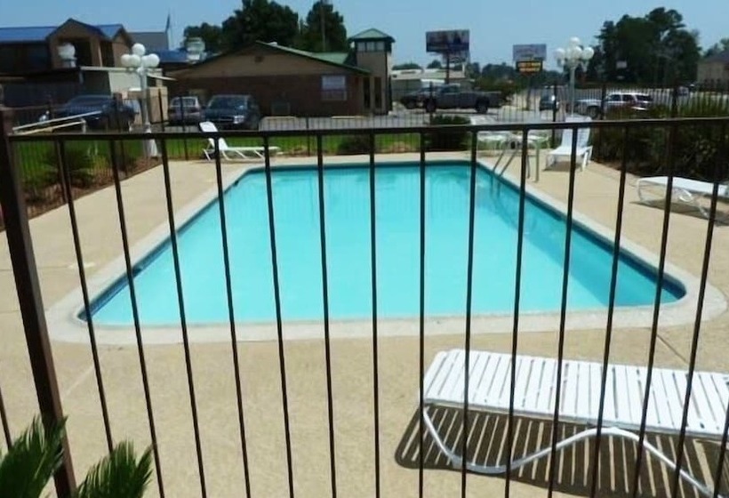 בית מלון כפרי Xecutive Inn And Suites