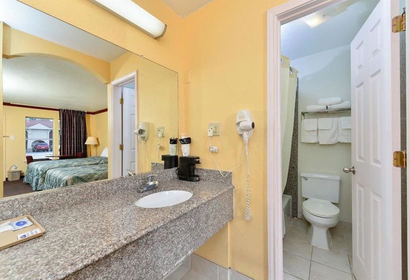 בית מלון כפרי Americas Best Value Inn