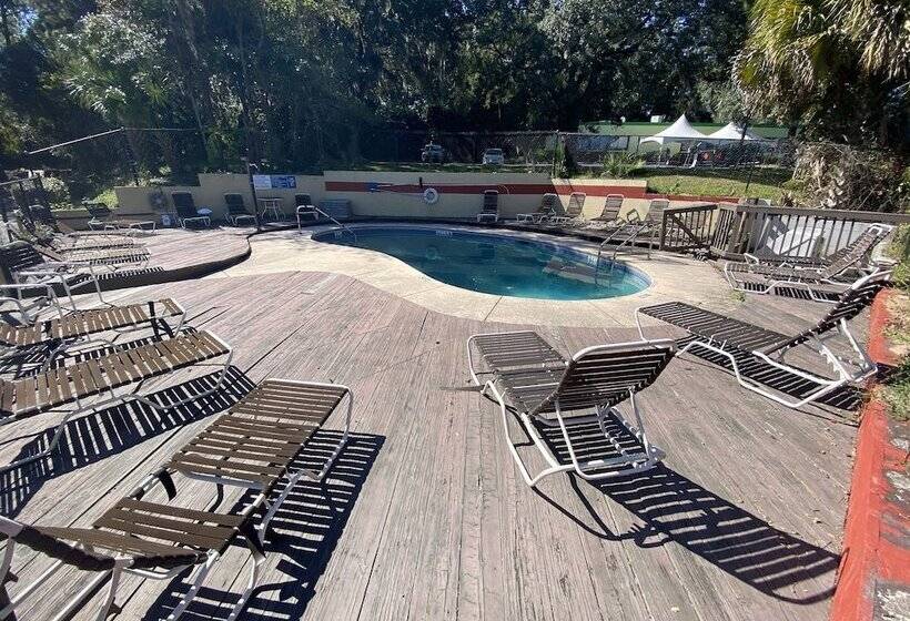 Отель Americas Best Value Inn Gainesville