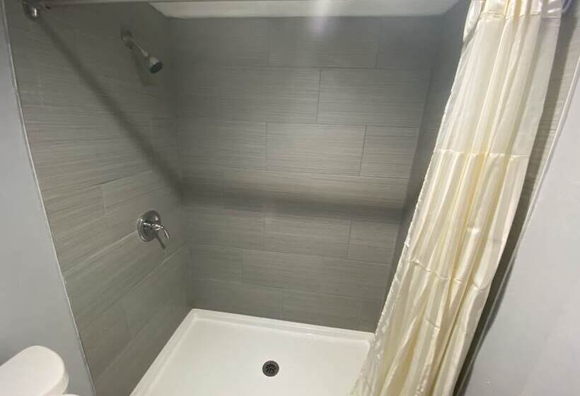 בית מלון כפרי Americas Best Value Inn Gainesville