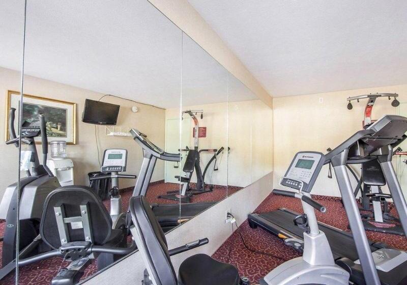 Отель Americas Best Value Inn Grayson