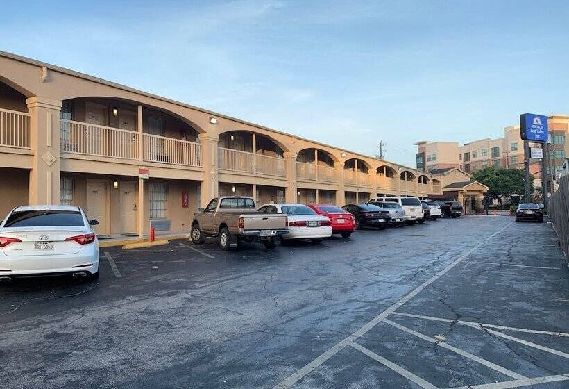 בית מלון כפרי Americas Best Value Inn Near Nrg Park/medical Center