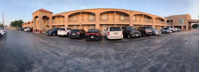 בית מלון כפרי Americas Best Value Inn Near Nrg Park/medical Center