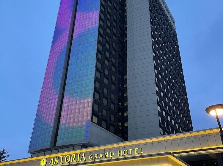 ホテル Astoria Grand