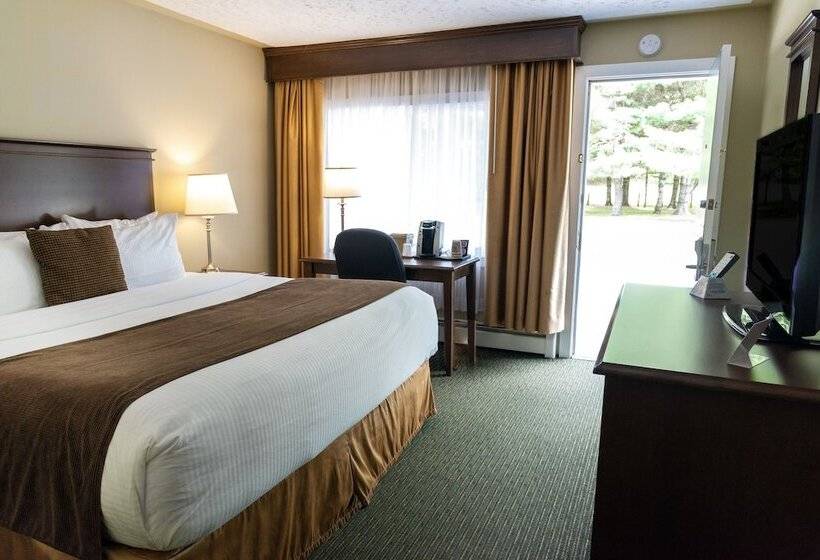 בית מלון כפרי Aurora Inn