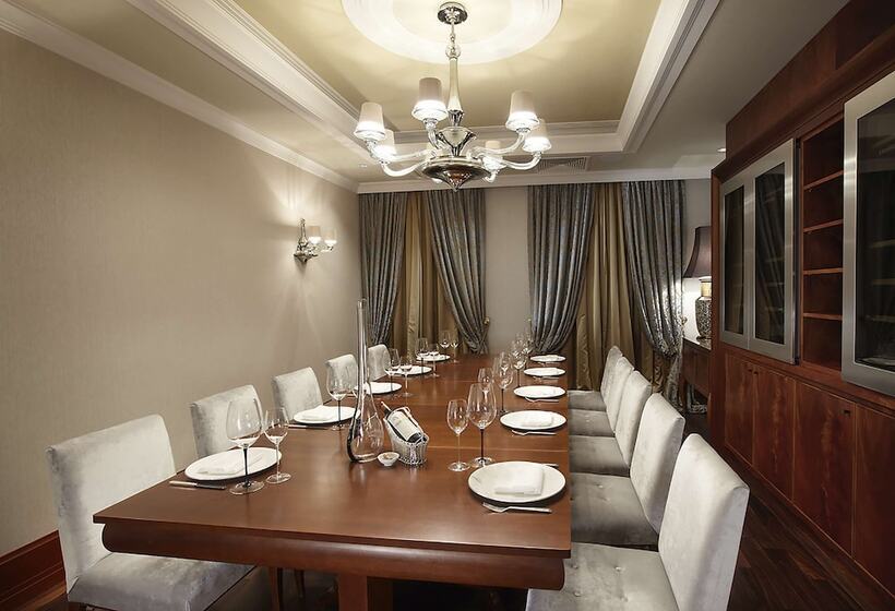 هتل Baltschug Kempinski Moscow