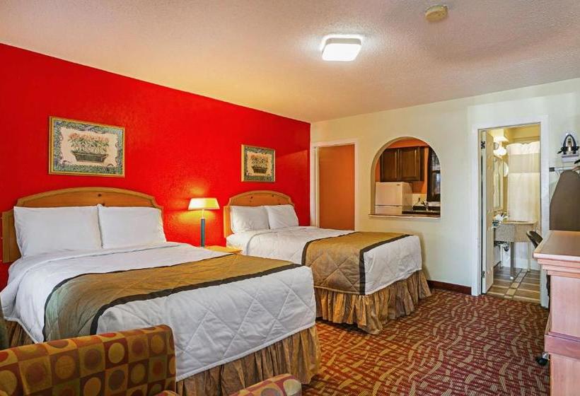 فندق Bay Side Inn & Suites