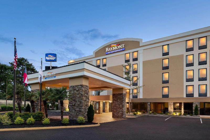 هتل Baymont By Wyndham Augusta West