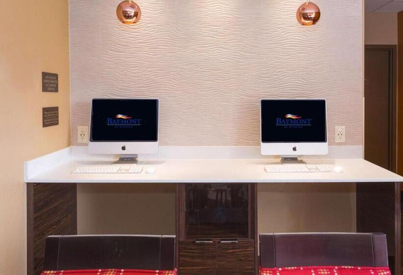 فندق Baymont By Wyndham Bonita Springs