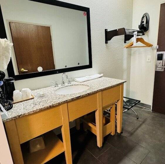 هتل Baymont By Wyndham Chicago/calumet City