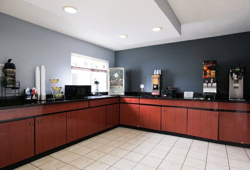 ホテル Baymont By Wyndham Flint Airport North