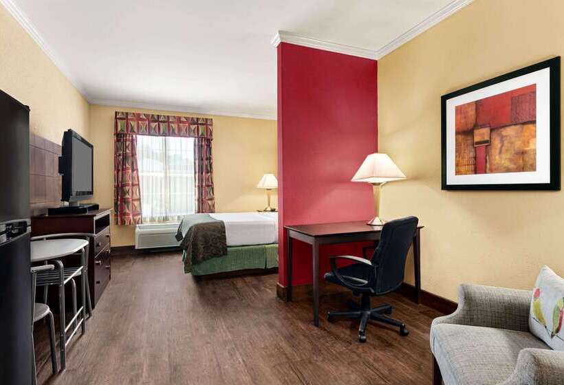 فندق Comfort Inn & Suites