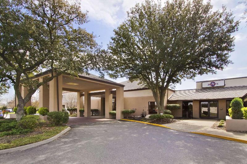 فندق Comfort Inn & Suites