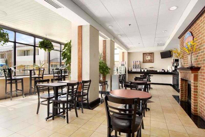 فندق Comfort Inn & Suites