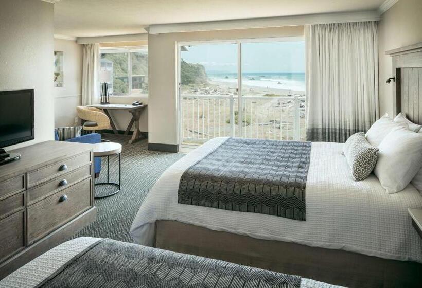 فندق Beachfront Inn