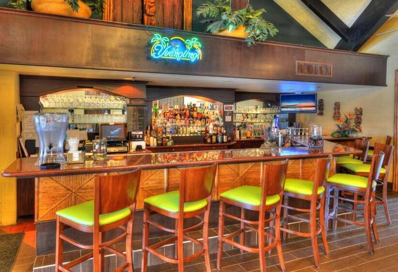 فندق Best Western Aku Tiki Inn