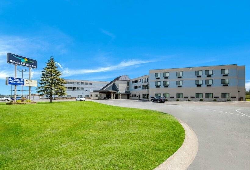 בית מלון כפרי Baraga Lakeside Inn