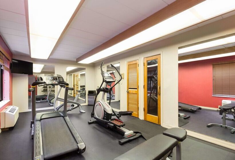 فندق Best Western Braddock Inn