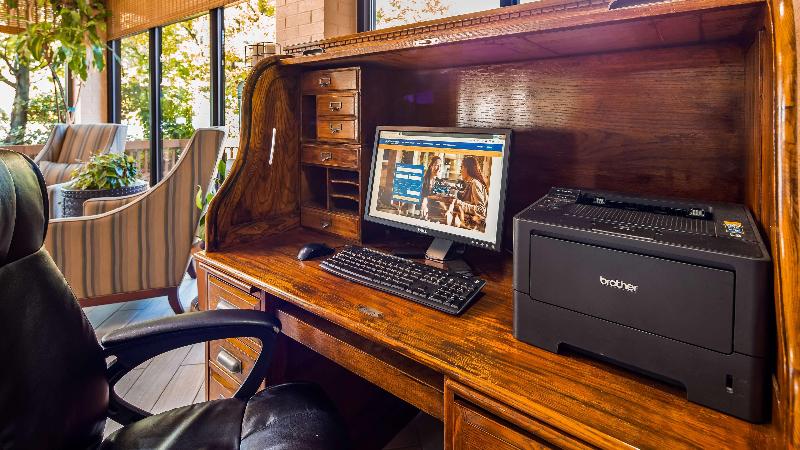 فندق Best Western Braddock Inn