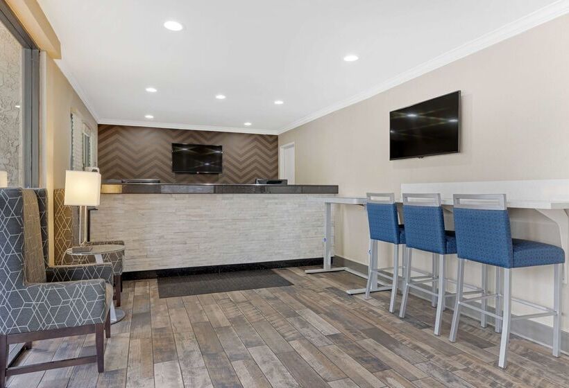 Best Western Courtesy Inn Hotel   Anaheim Resort At The Park