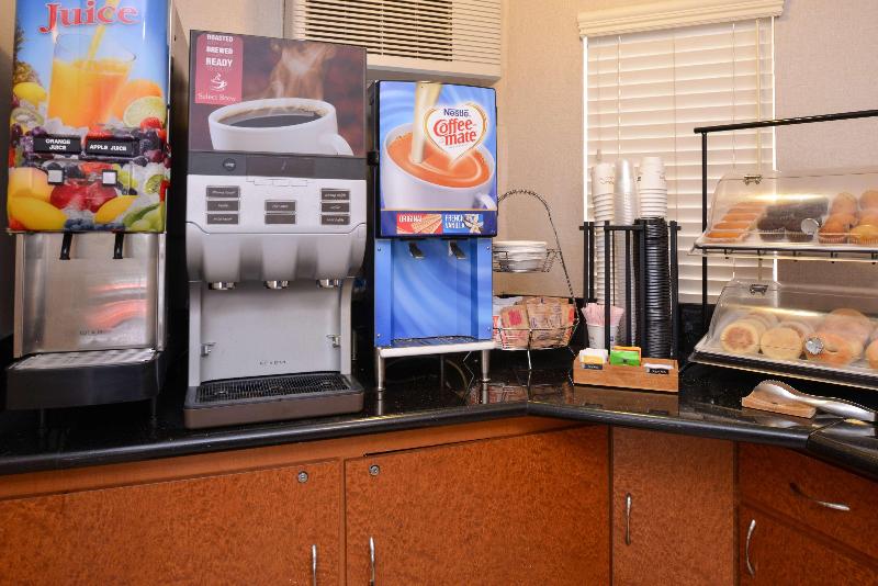 Best Western Courtesy Inn Hotel   Anaheim Resort At The Park