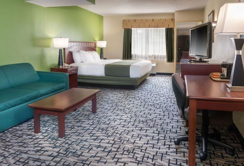 فندق Best Western Crown Inn & Suites   Batavia