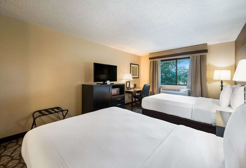 호텔 Best Western Detroit Livonia