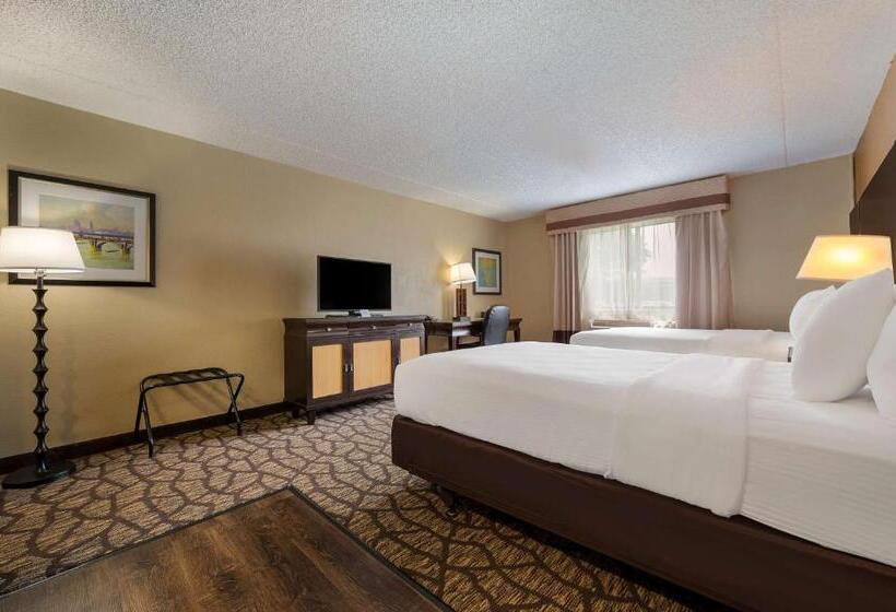 호텔 Best Western Detroit Livonia