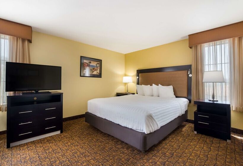 Отель Best Western Escondido